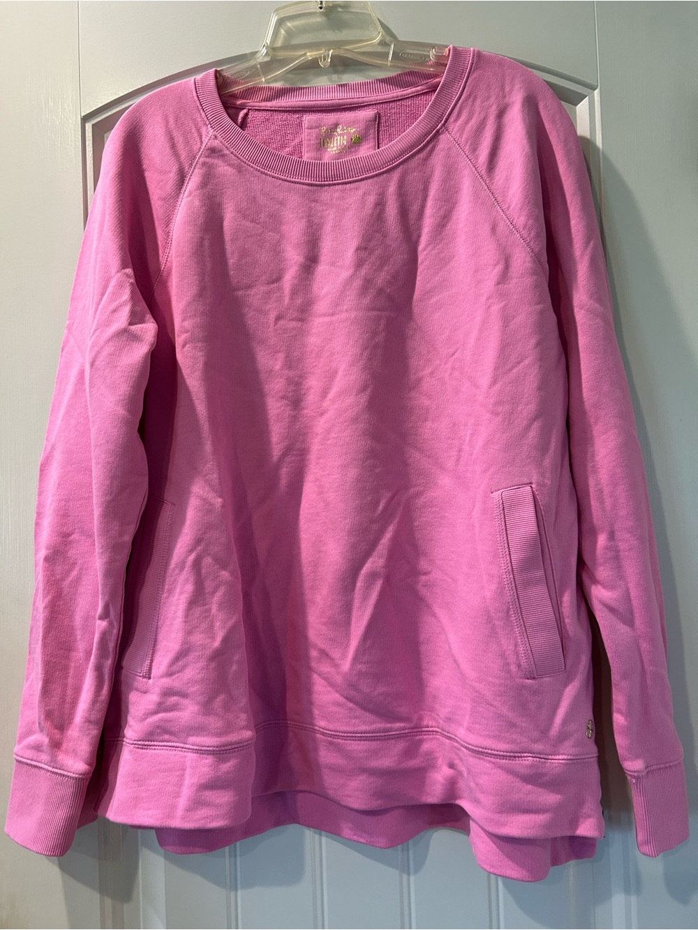 Women’s Lightweight Pink Lilly Pulitzer Luxotic Pullover Sweatshirt with pockets